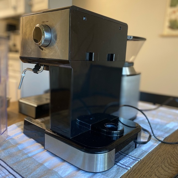 Espresso Machine and Grinder - Picture 6 of 7